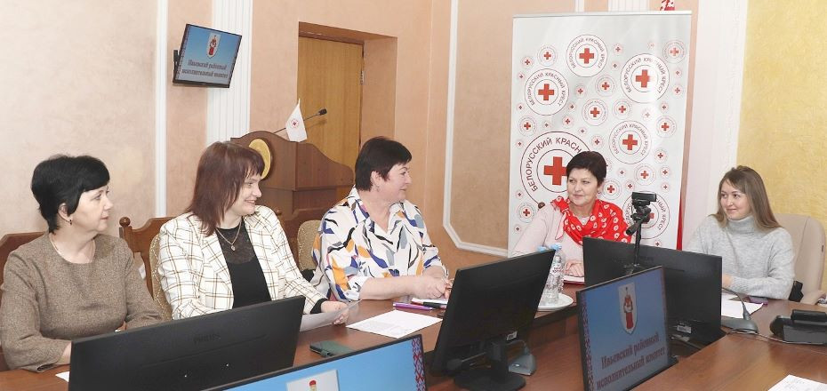 Почти 800 жителей Ивьевского района получили в минувшем году помощь от районной организации Белорусского Красного Креста