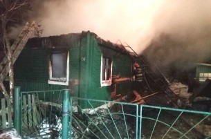 В Ивьевском районе на пожаре погиб человек