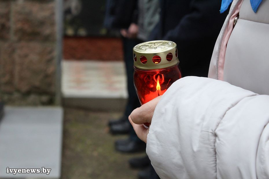 В Ивьевском районе прошел патриотический автопробег, приуроченный ко Дню памяти трагедии в Хатыни